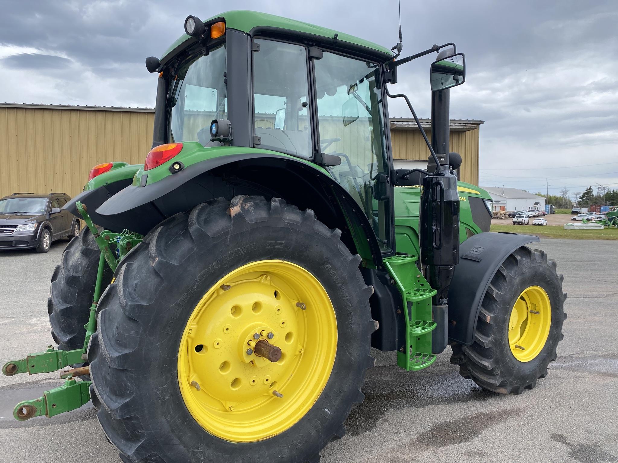 2018 John Deere 6130M Image 6