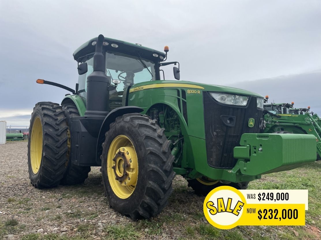 2014 John Deere 8320R Image 1