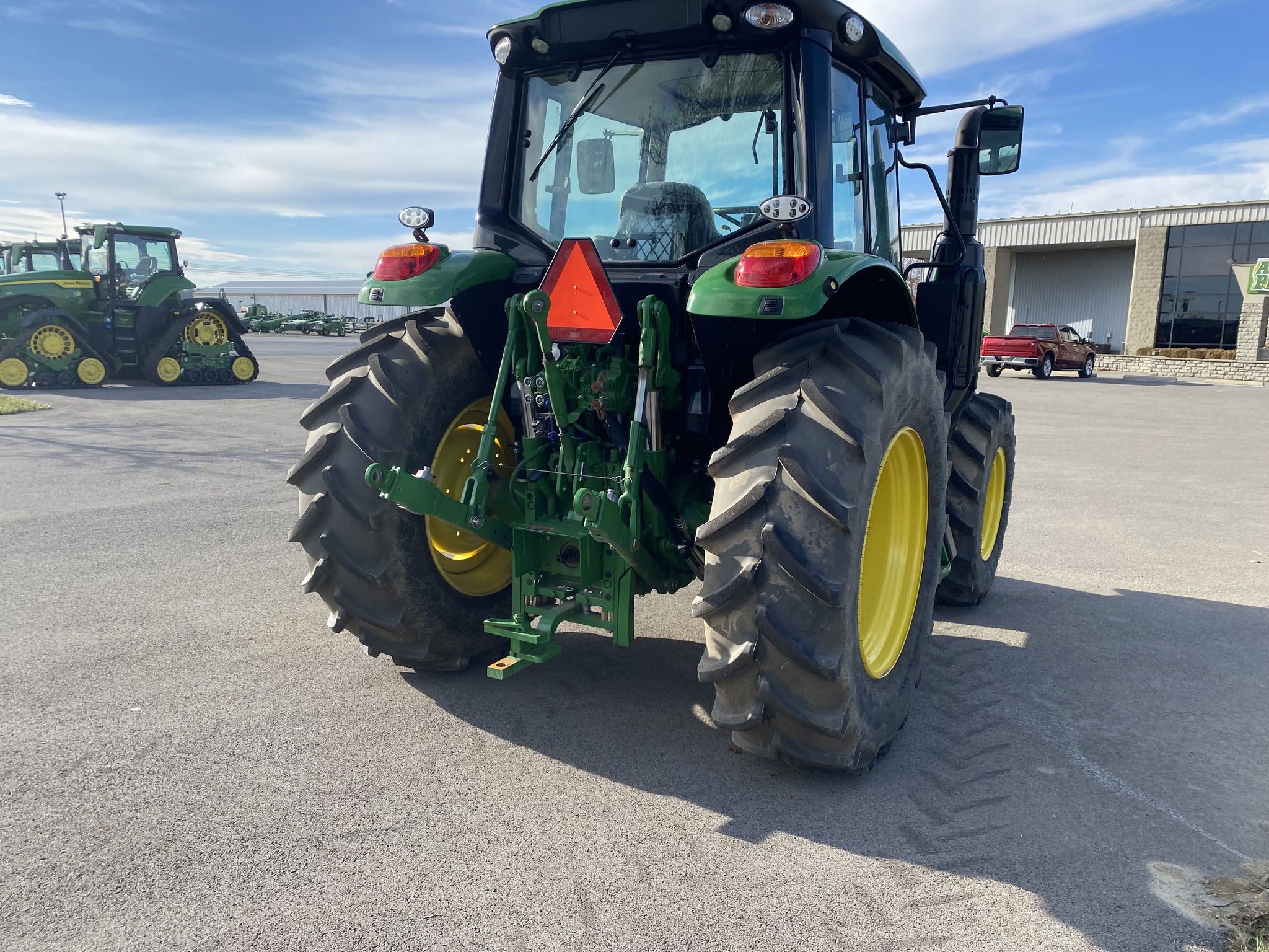 2023 John Deere 6110M Image 3