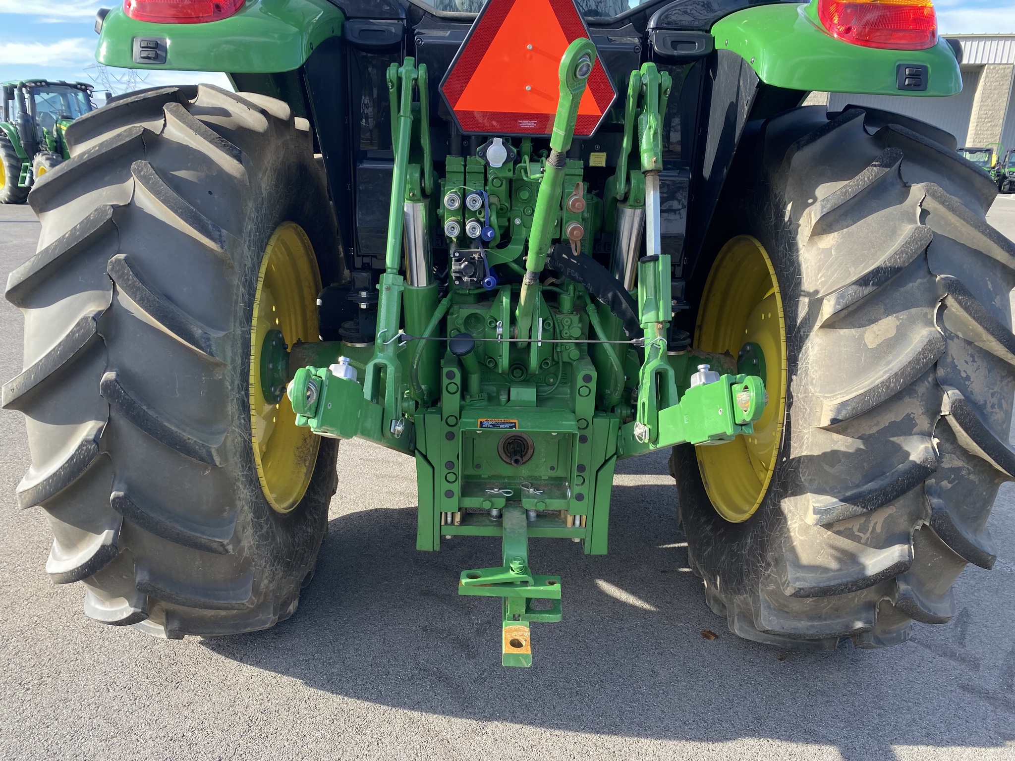 2023 John Deere 6110M Image 6