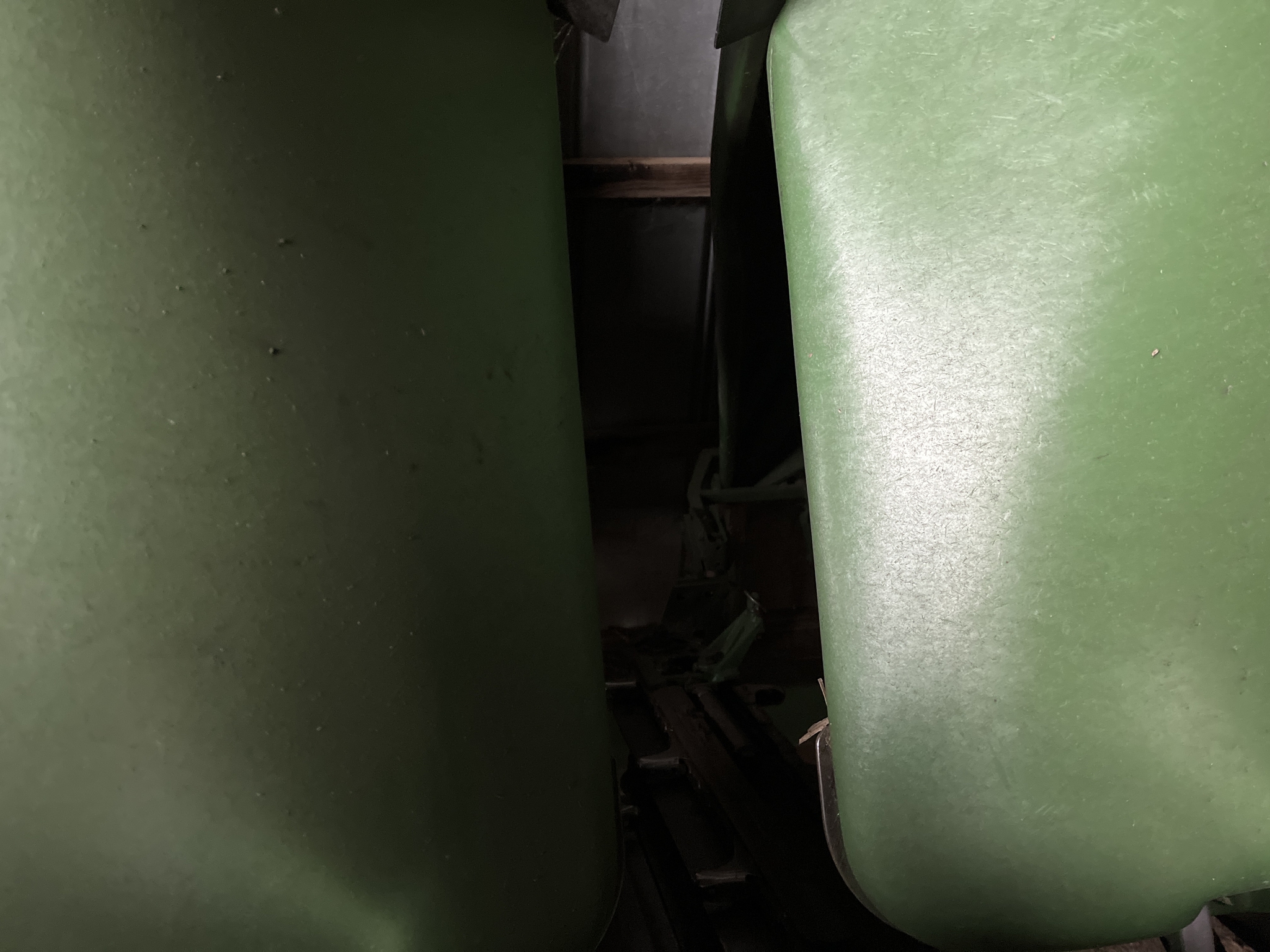  2002 John Deere 893 at Heritage Tractor in Dixon, IL