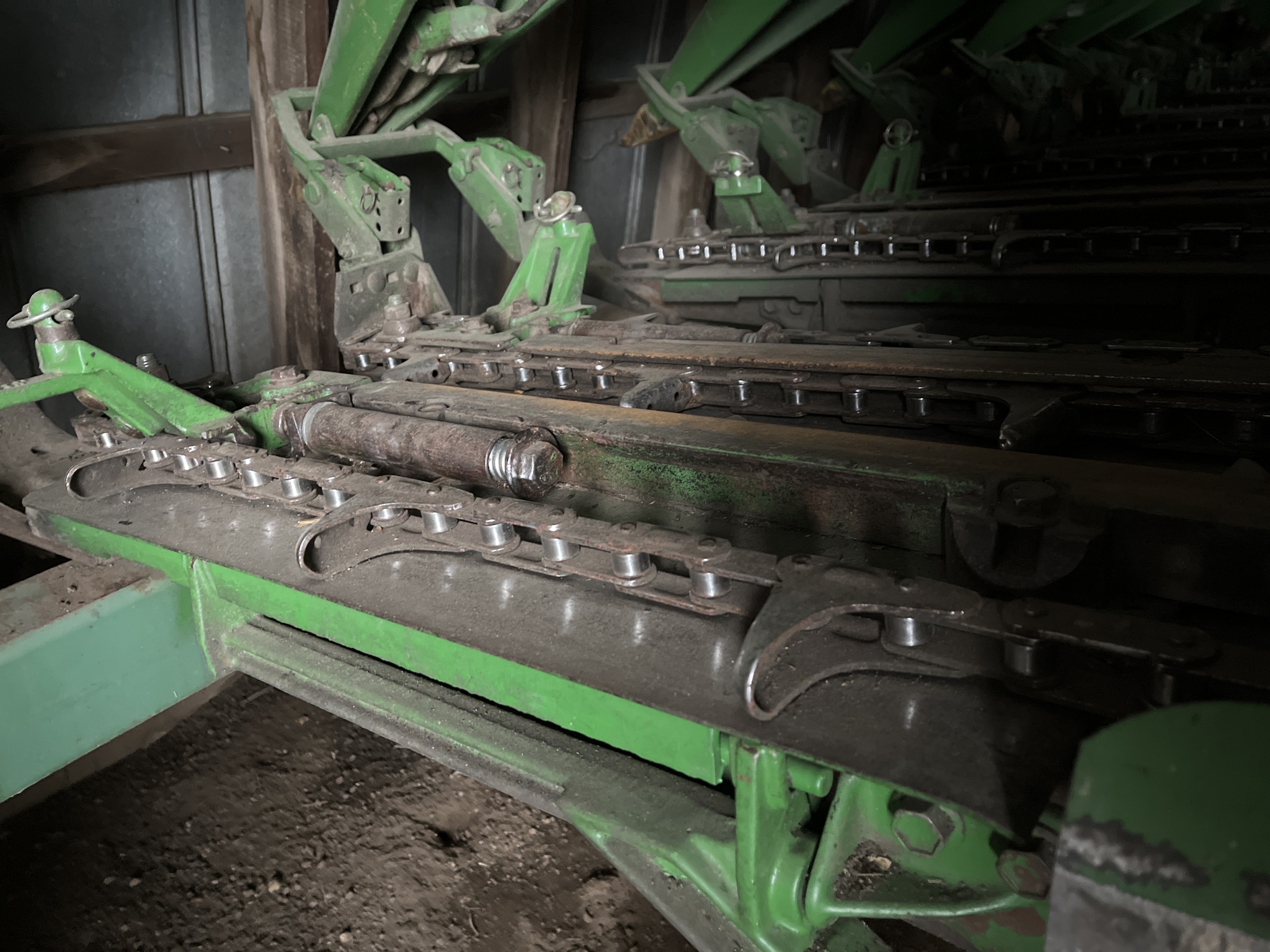  2002 John Deere 893 at Heritage Tractor in Dixon, IL