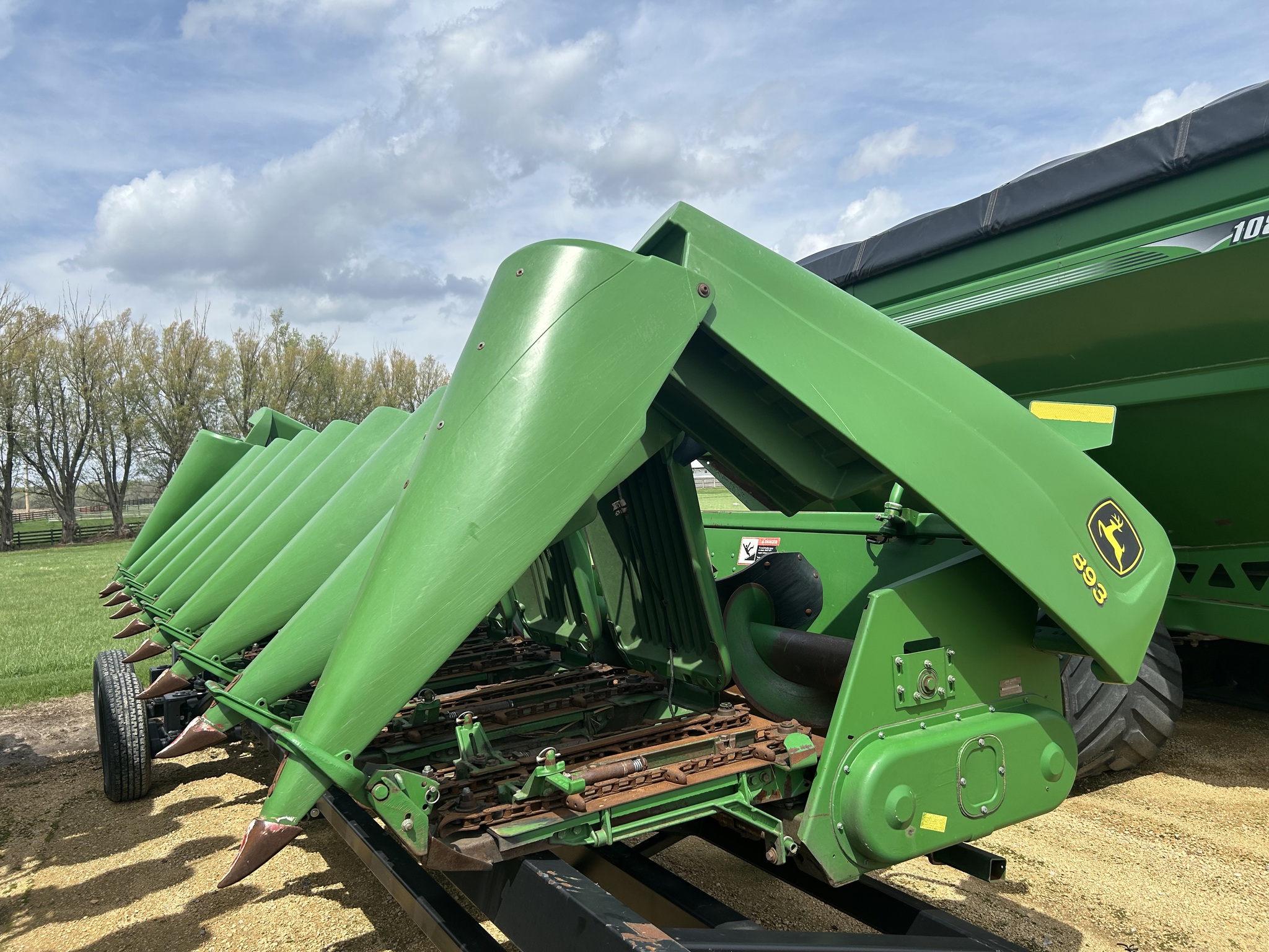  2002 John Deere 893 at Heritage Tractor in Dixon, IL