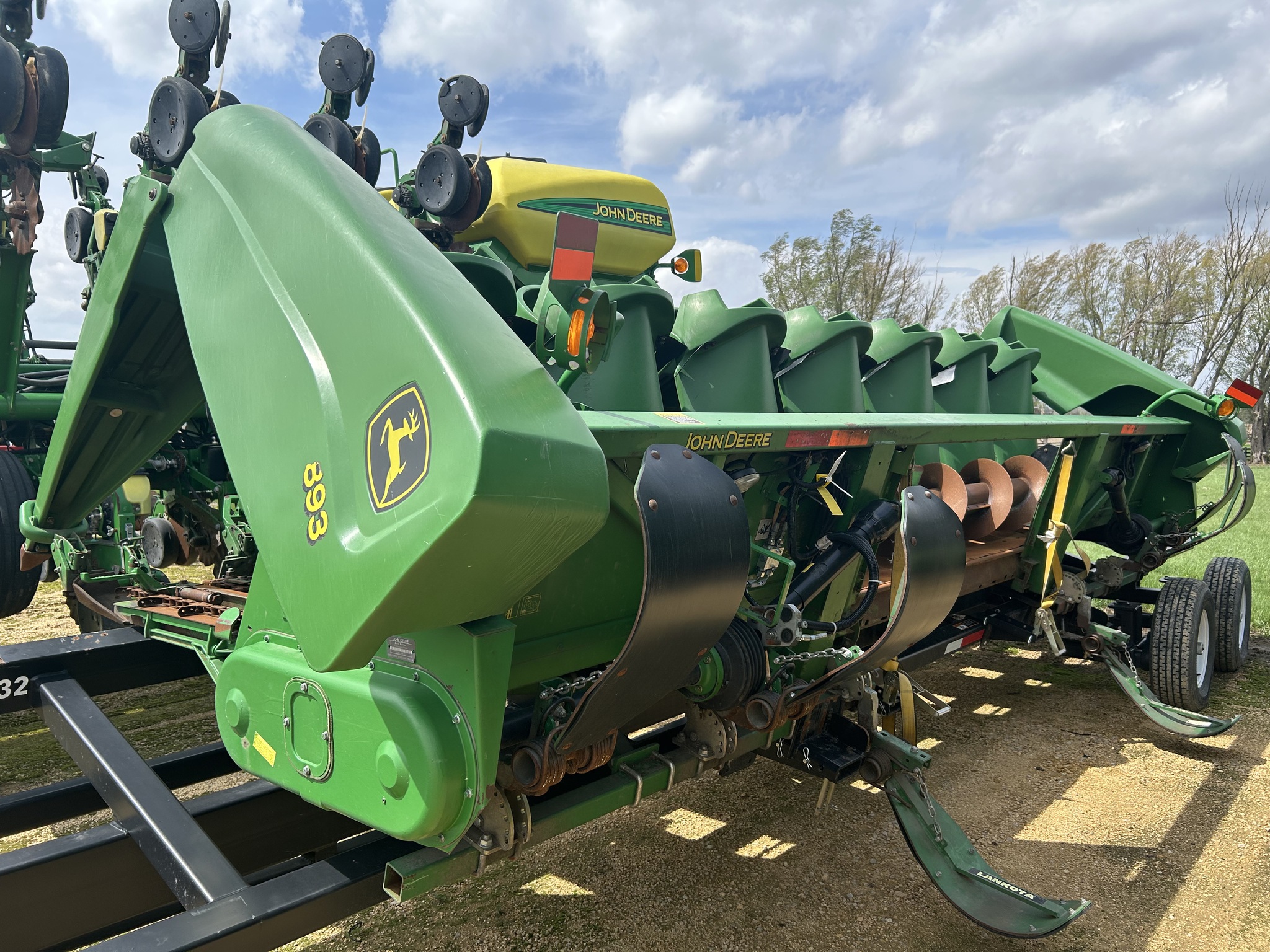  2002 John Deere 893 at Heritage Tractor in Dixon, IL