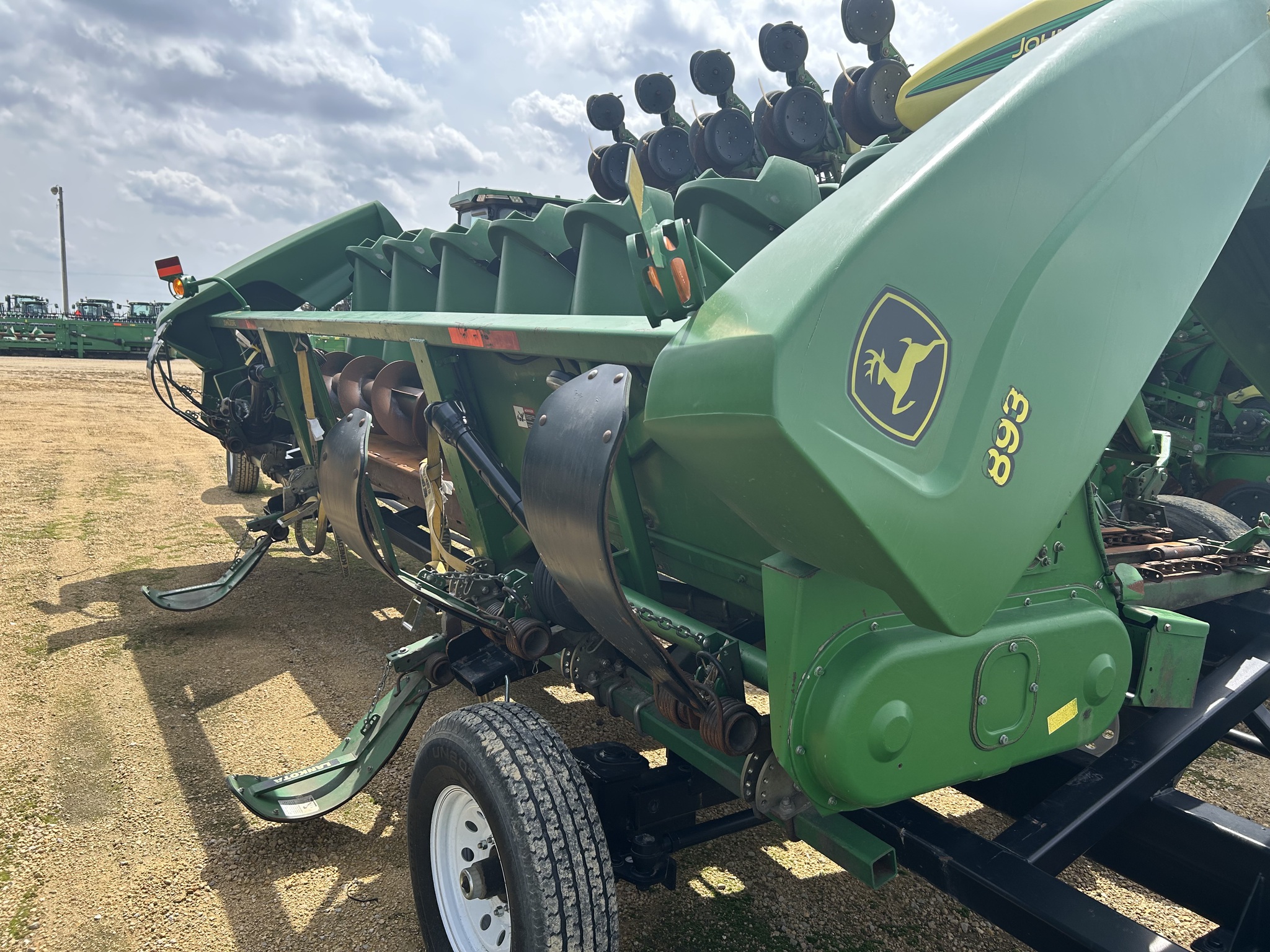  2002 John Deere 893 at Heritage Tractor in Dixon, IL