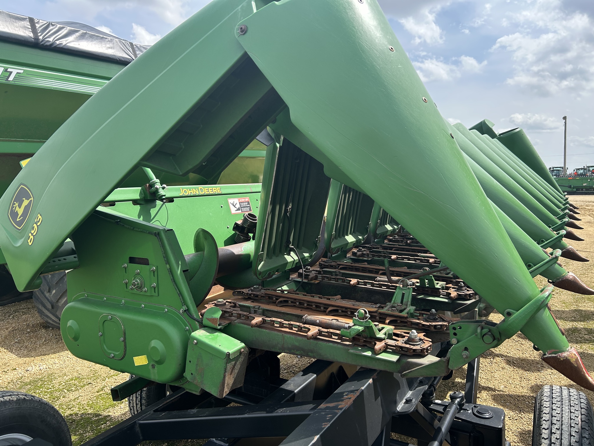  2002 John Deere 893 at Heritage Tractor in Dixon, IL