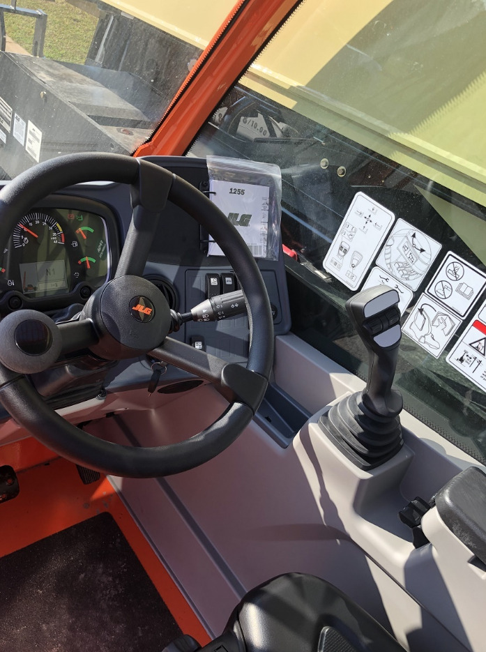 2024 JLG 1255 Image 5
