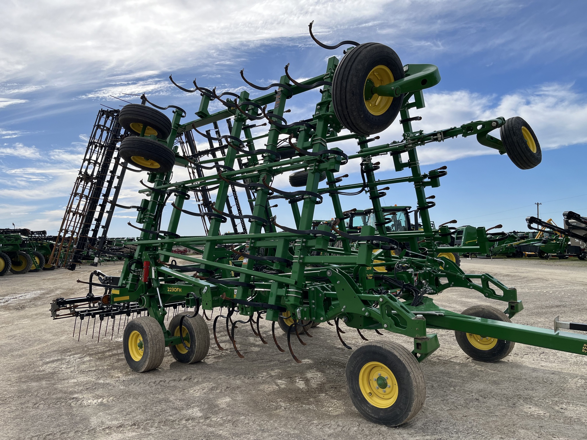 2021 John Deere 2230 Field Cultivators