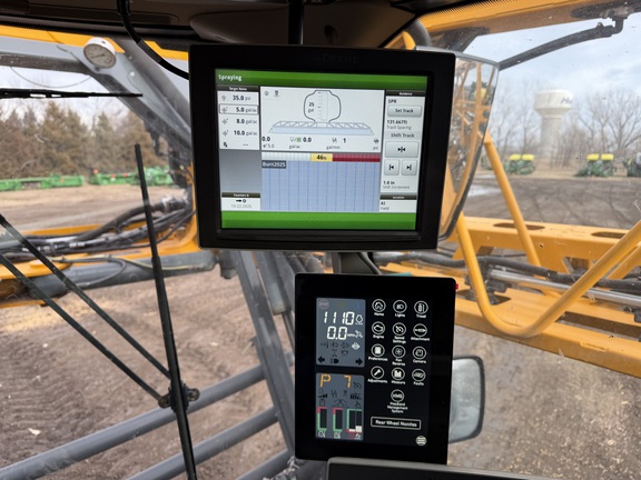 2024 Hagie STS16 - Photo44