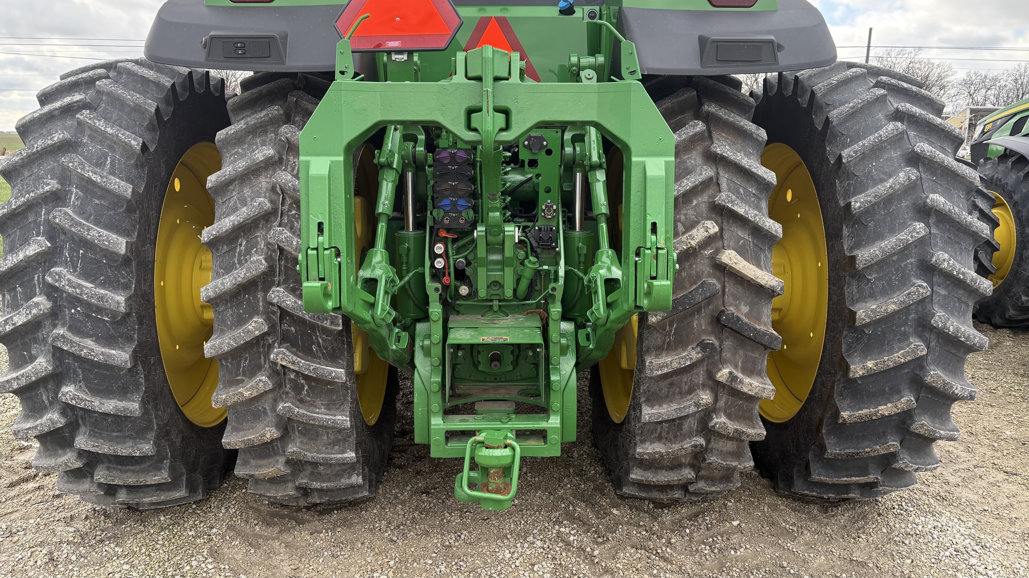2024 John Deere 8R 340 Image 11