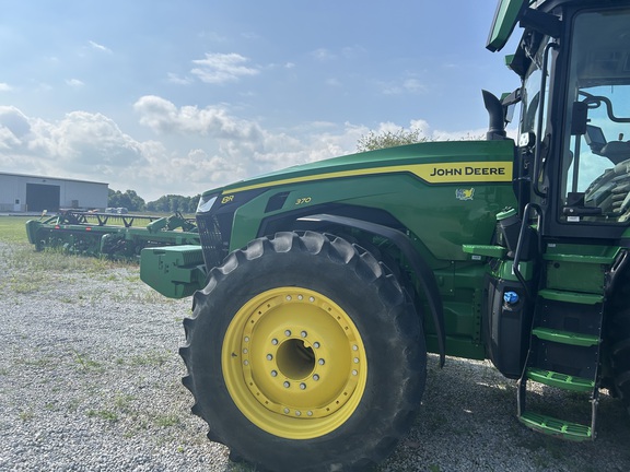 2022 John Deere 8R 370-3