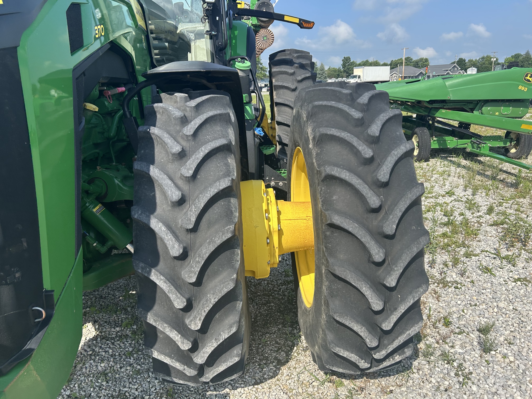 2022 John Deere 8R 370 Image 18