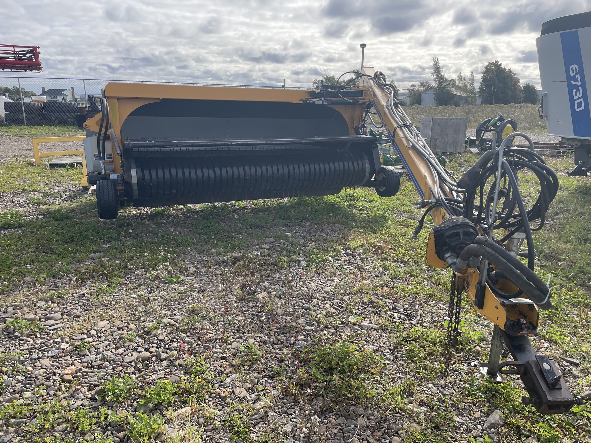 2016 Oxbo 918 Image 3