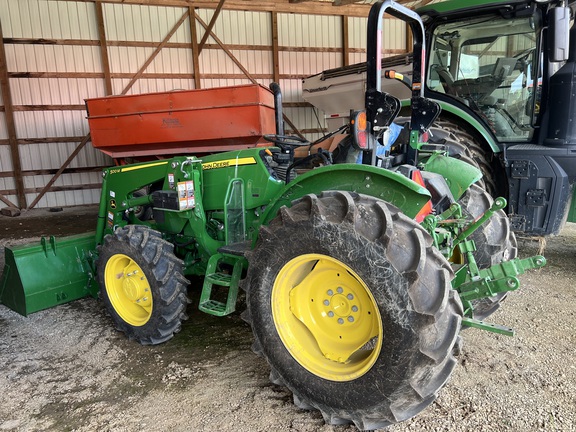 Photo of 2024 John Deere 5060E