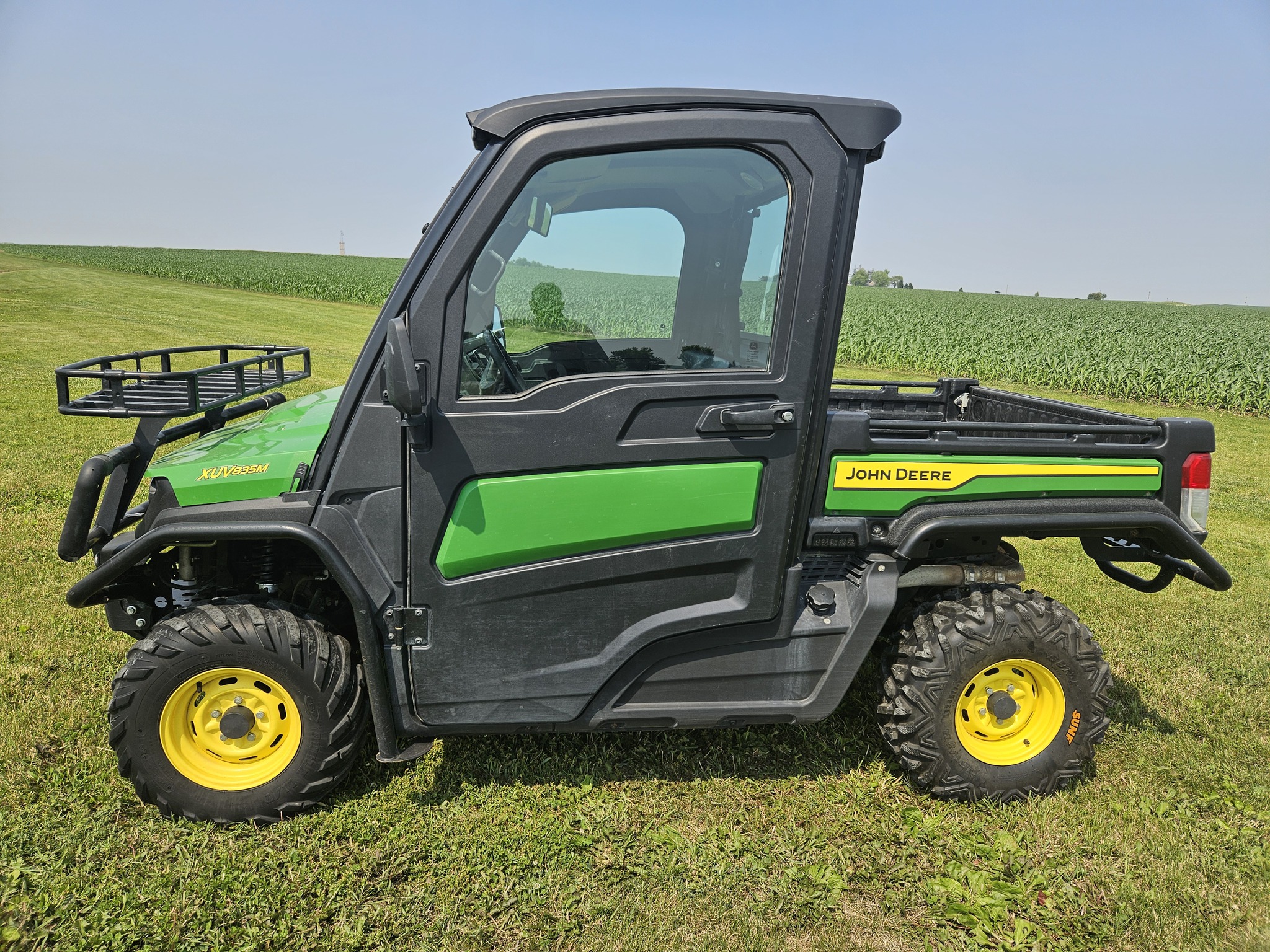 2023 John Deere XUV 835M Image 2