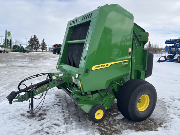 Used 2024 John Deere 561M Round Balers at Horizon Ag & Turf in Warburg, AB - Photo3
