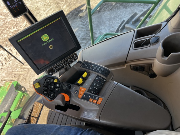 2023 John Deere S780 - Photo43