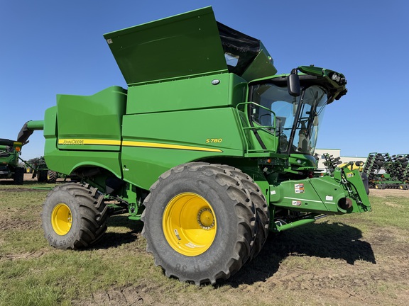  John Deere S780