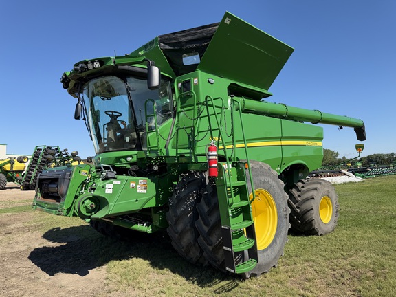 2023 John Deere S780 - Photo7
