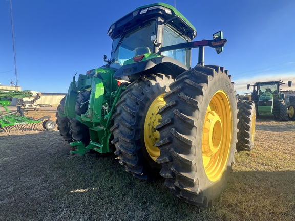 2023 John Deere 8R 340 Photo 7