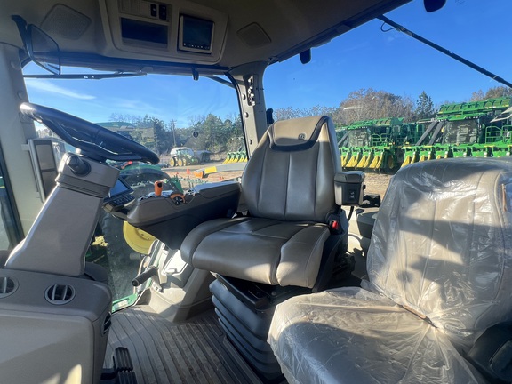 2023 John Deere 8R 340 Photo 8