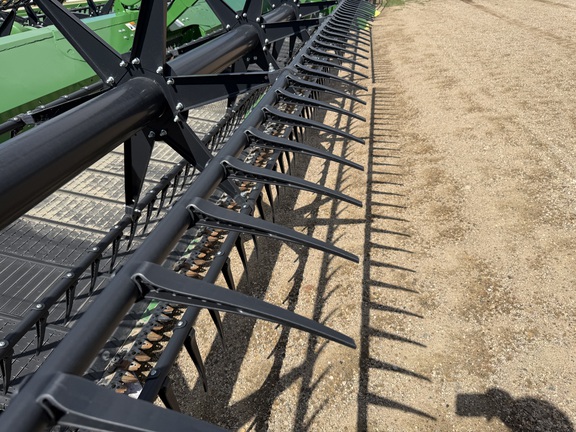2024 John Deere RD40F - Photo17