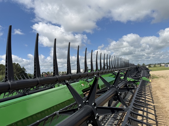 2024 John Deere RD40F - Photo18
