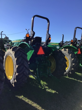 2023 John Deere 5075E Photo 5