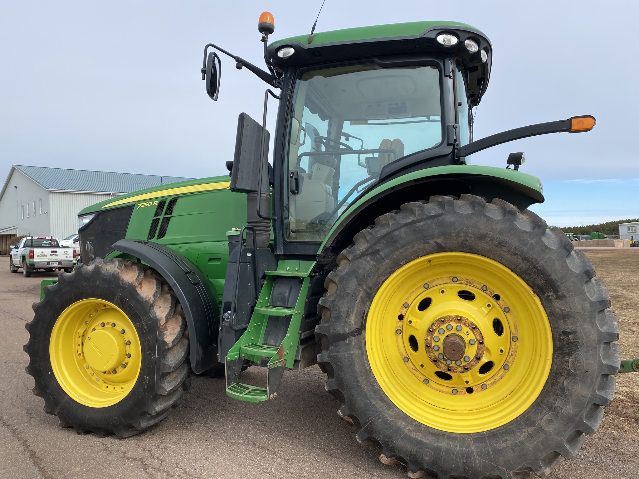 2014 John Deere 7250R Image 5