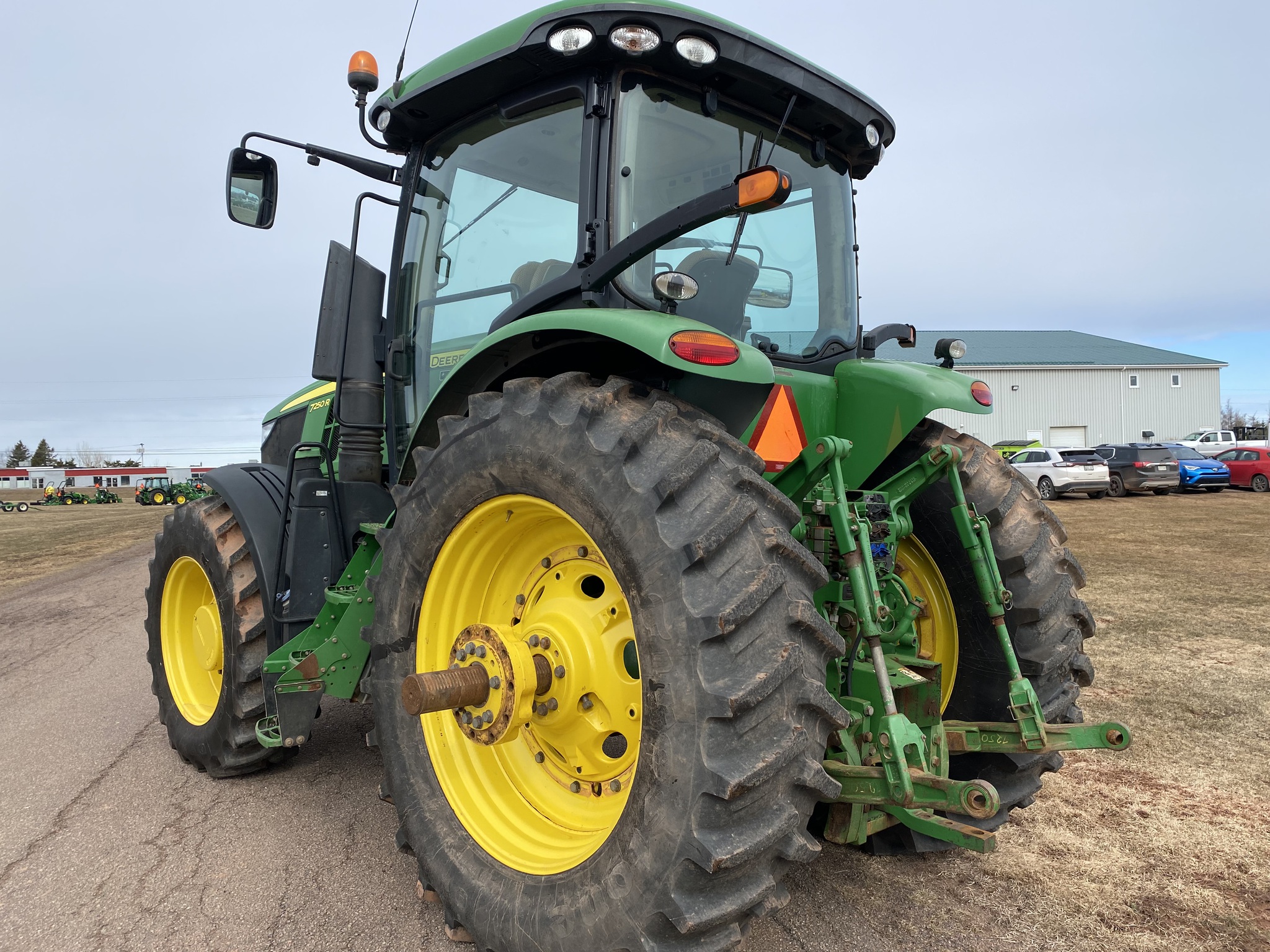 2014 John Deere 7250R Image 9