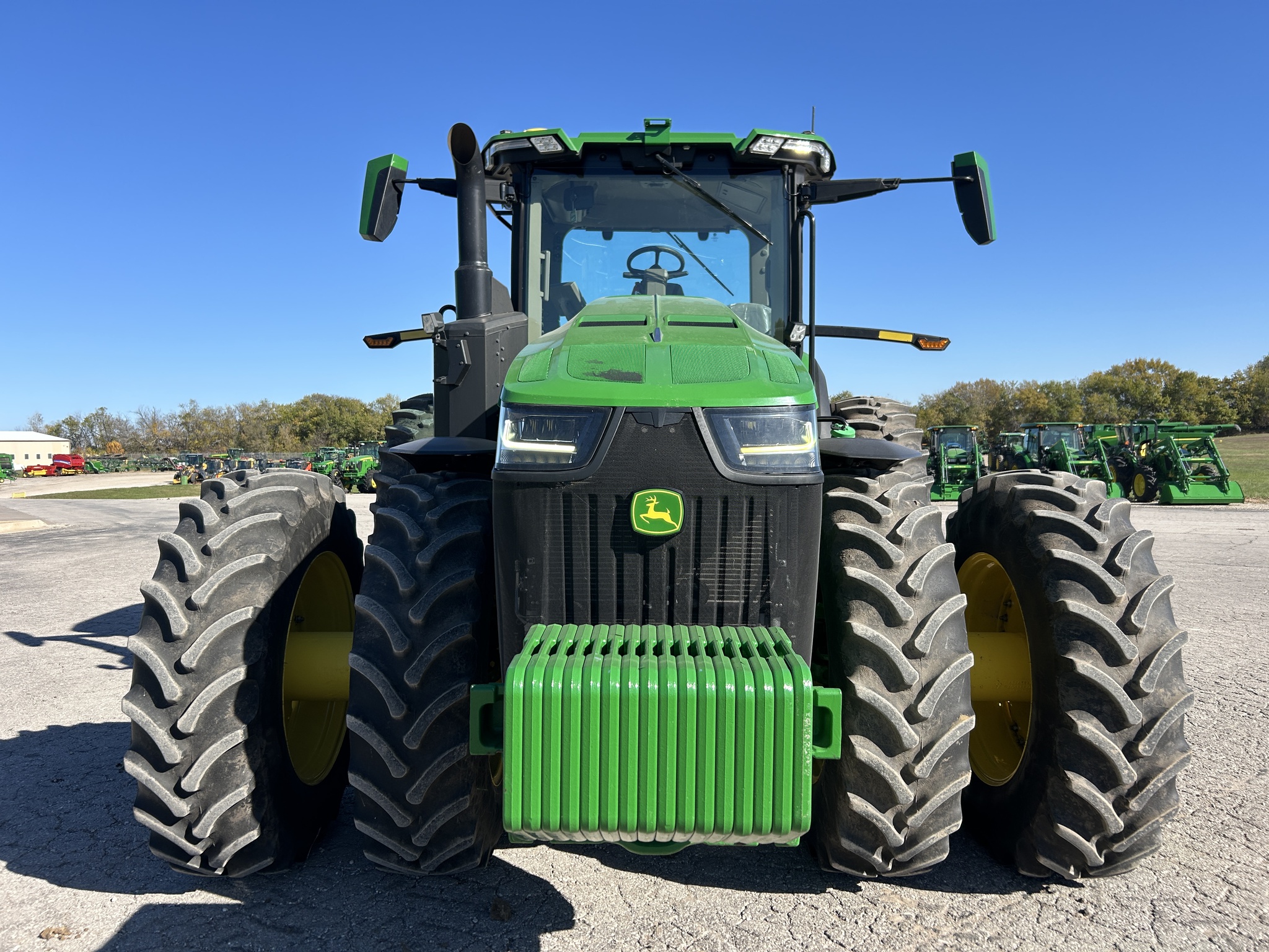  2022 John Deere 8R 280 at Heritage Tractor in Baldwin City, KS