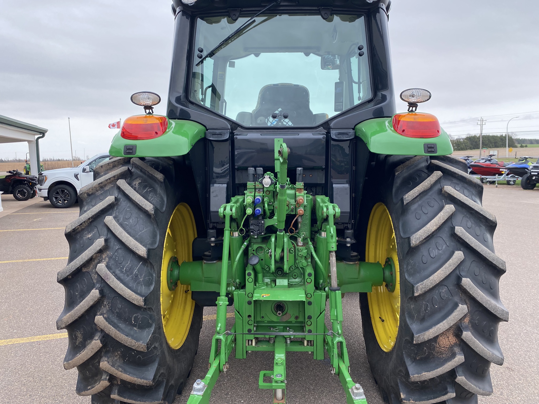 2023 John Deere 6110M Image 6