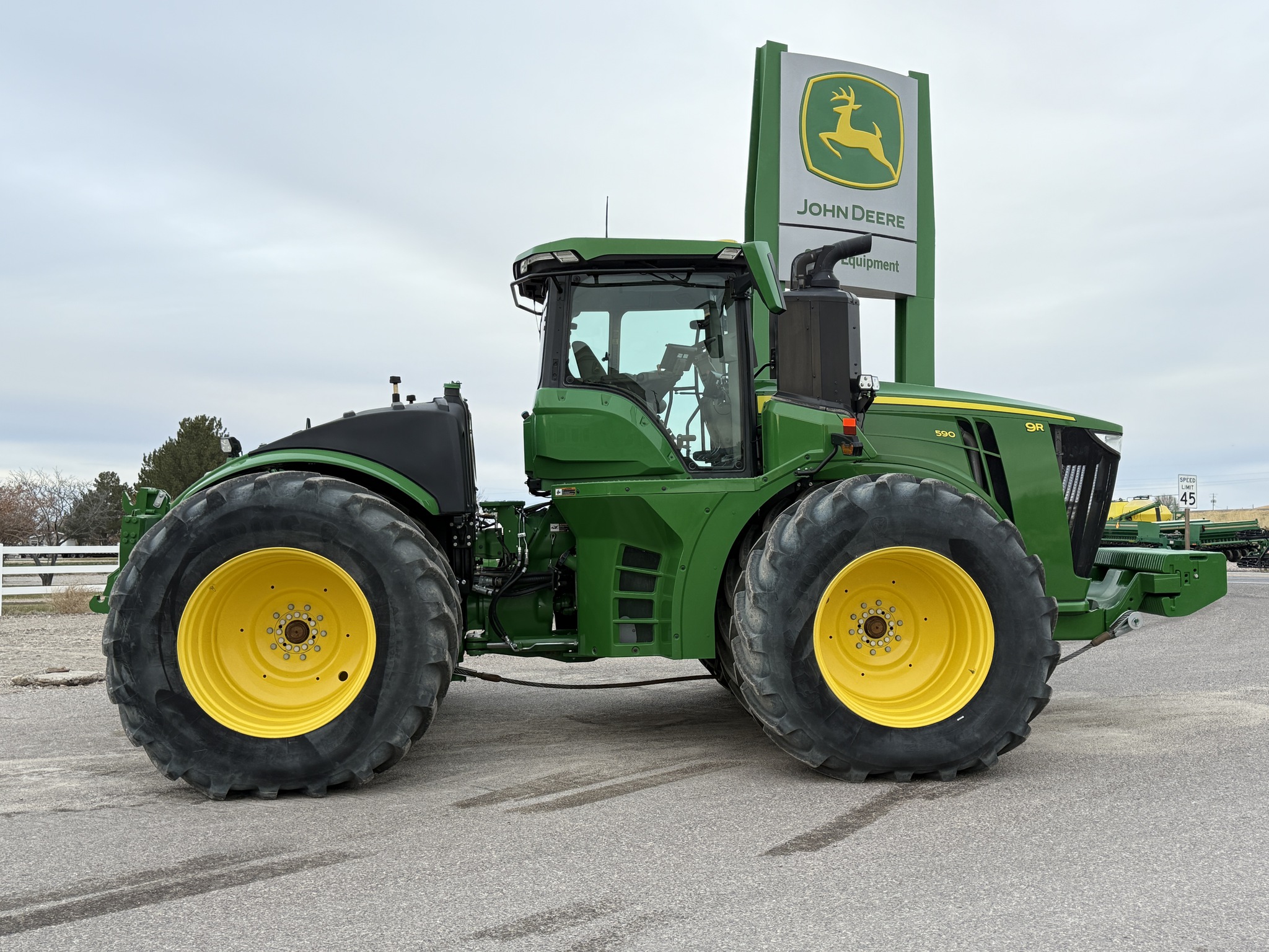 2024 John Deere 9R 590 Image 6