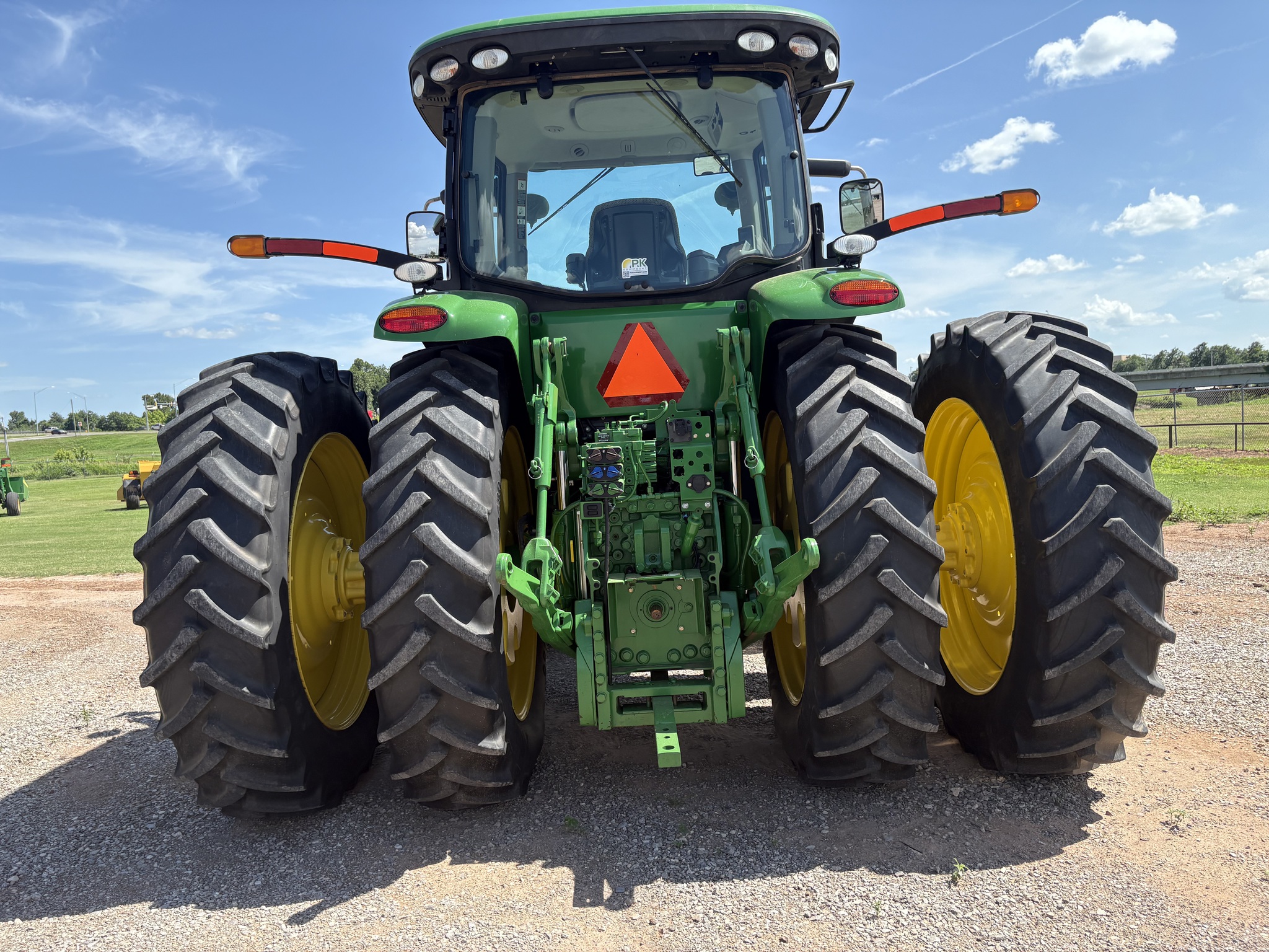 2013 John Deere 7230R Image 7