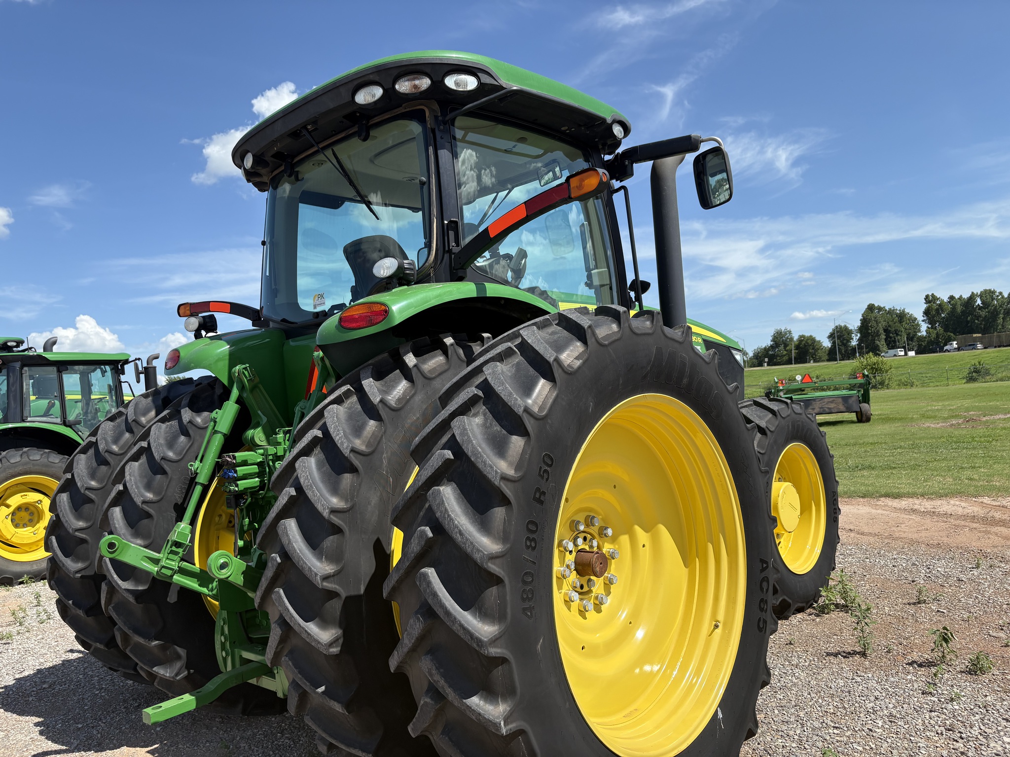 2013 John Deere 7230R Image 13