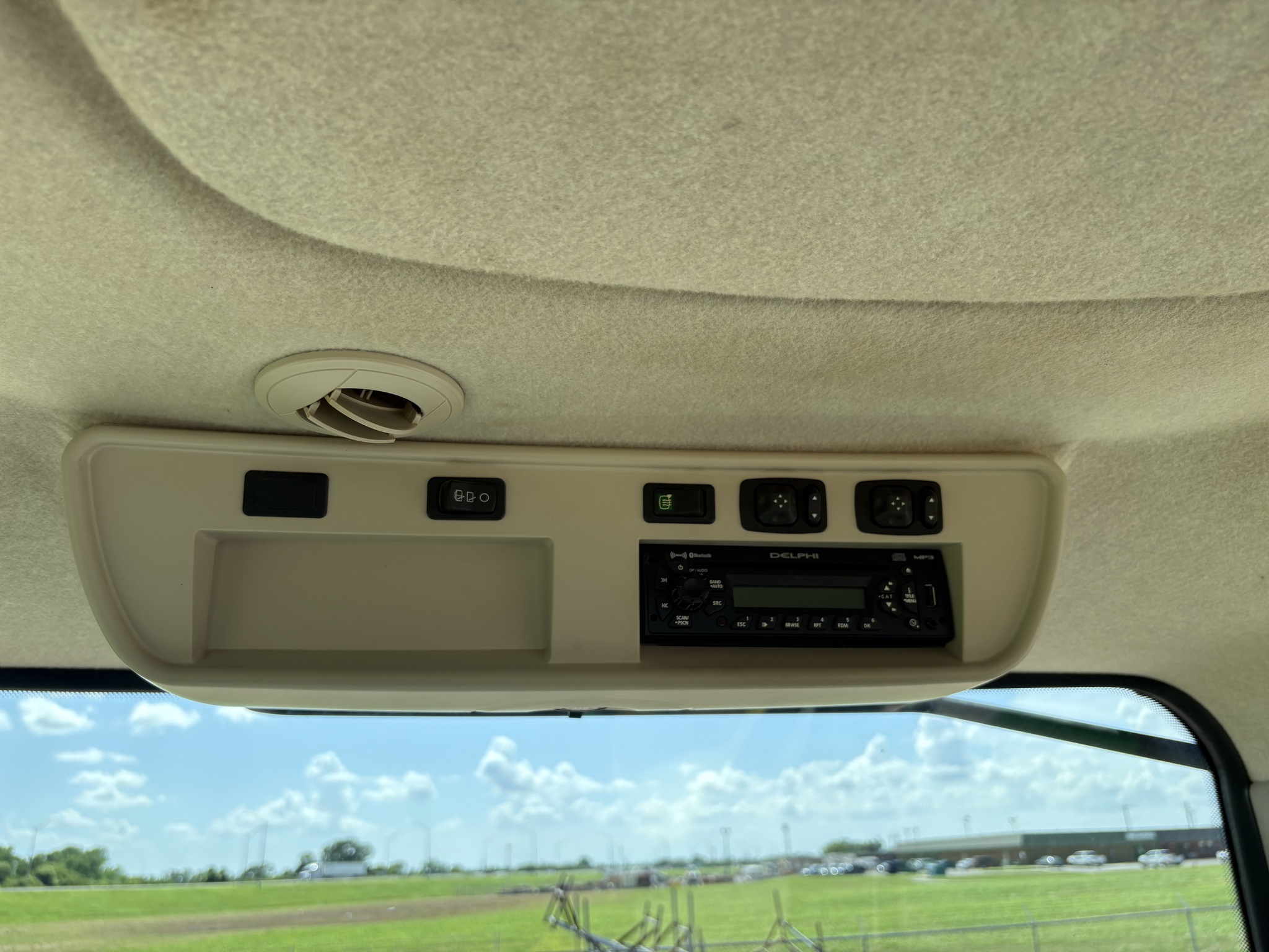 2013 John Deere 7230R Image 20