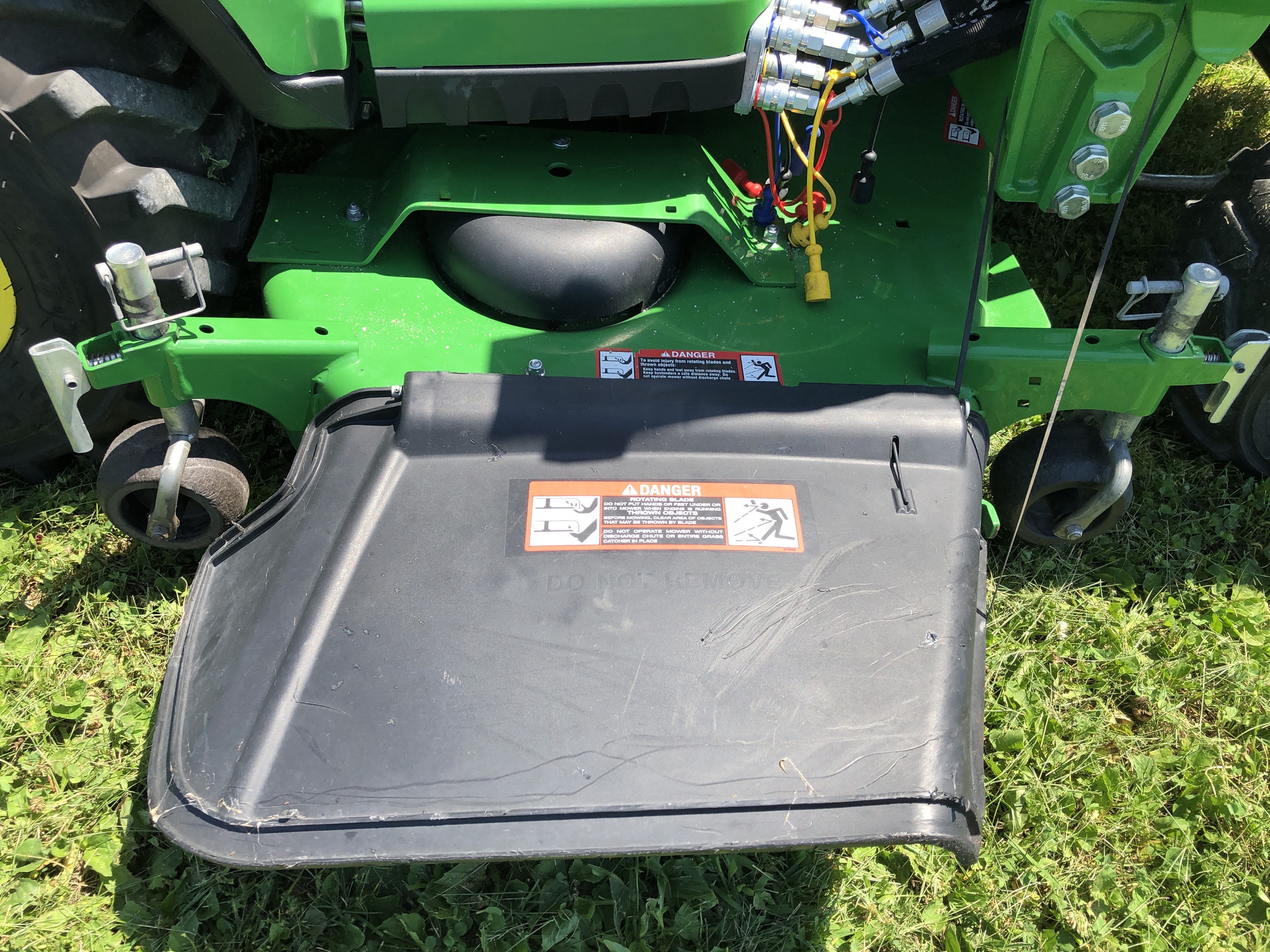 2017 John Deere 1025R Image 23
