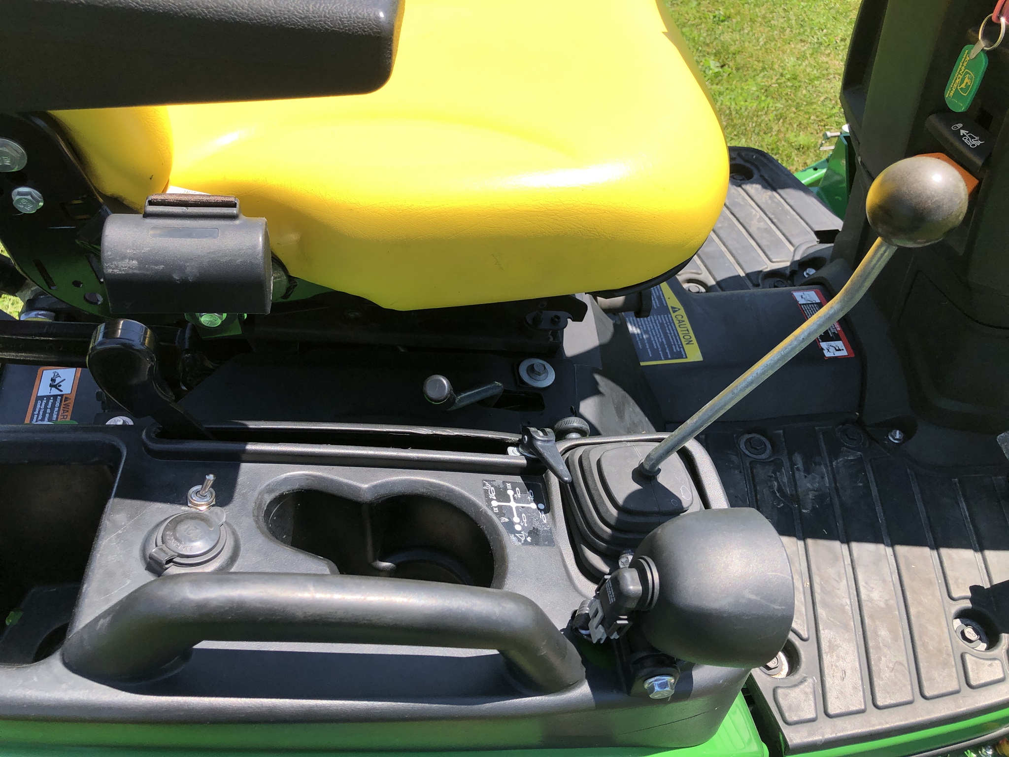 2017 John Deere 1025R Image 20