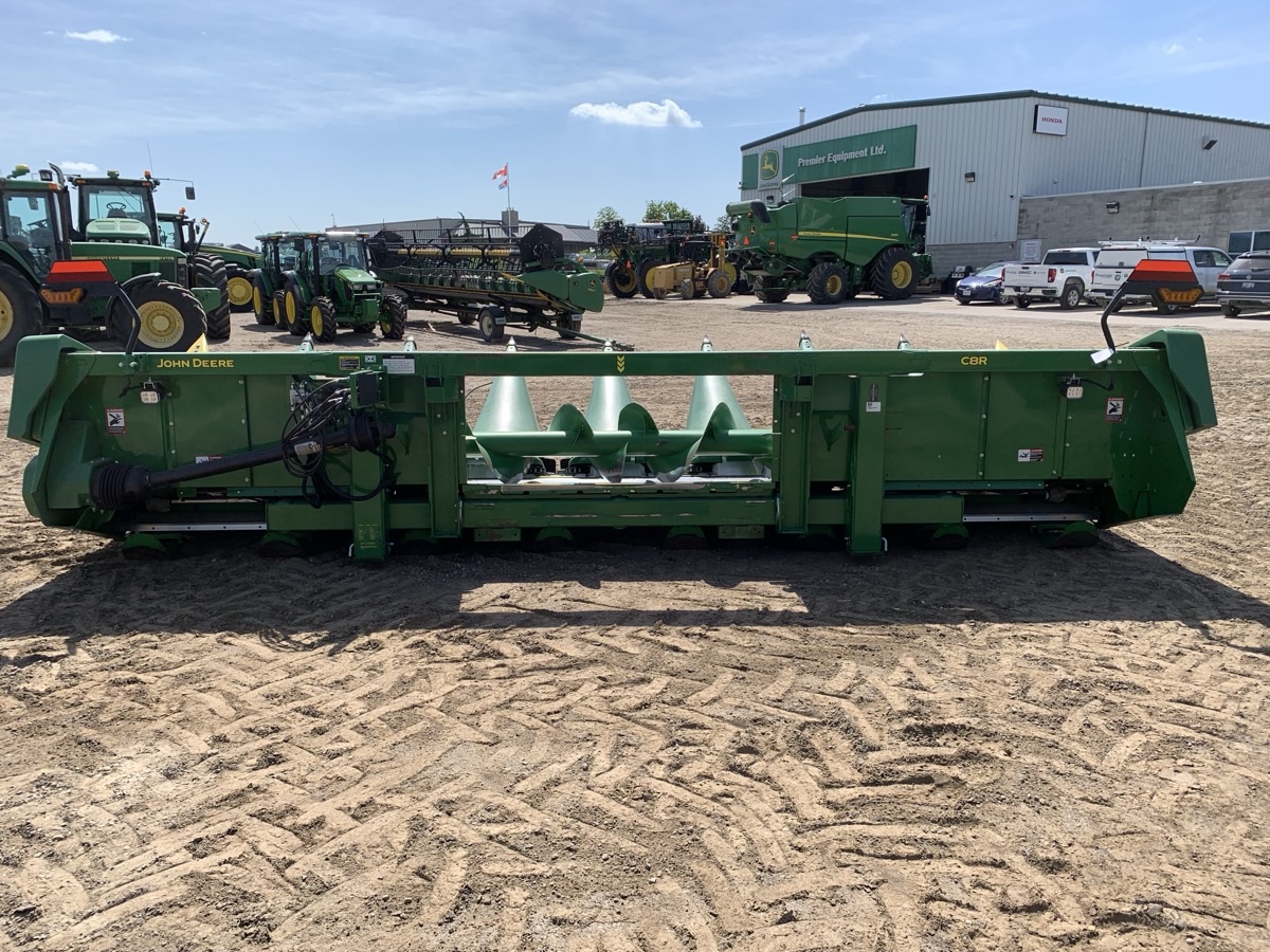 2022 John Deere C8R Image 5