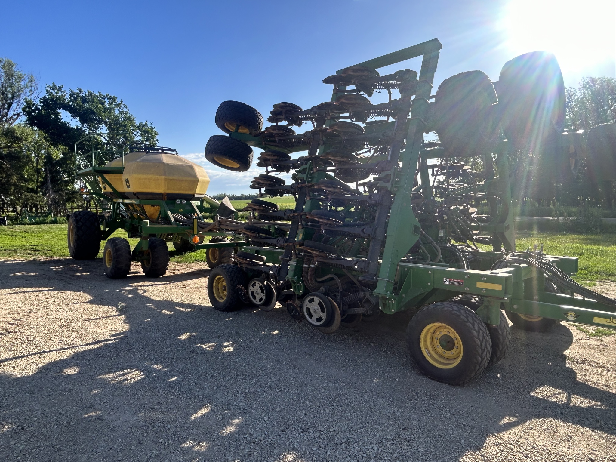 2015 John Deere 1890 Image 2