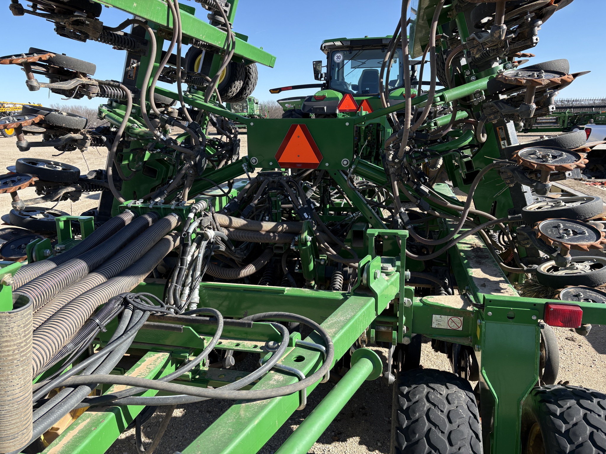 2015 John Deere 1890 Image 12