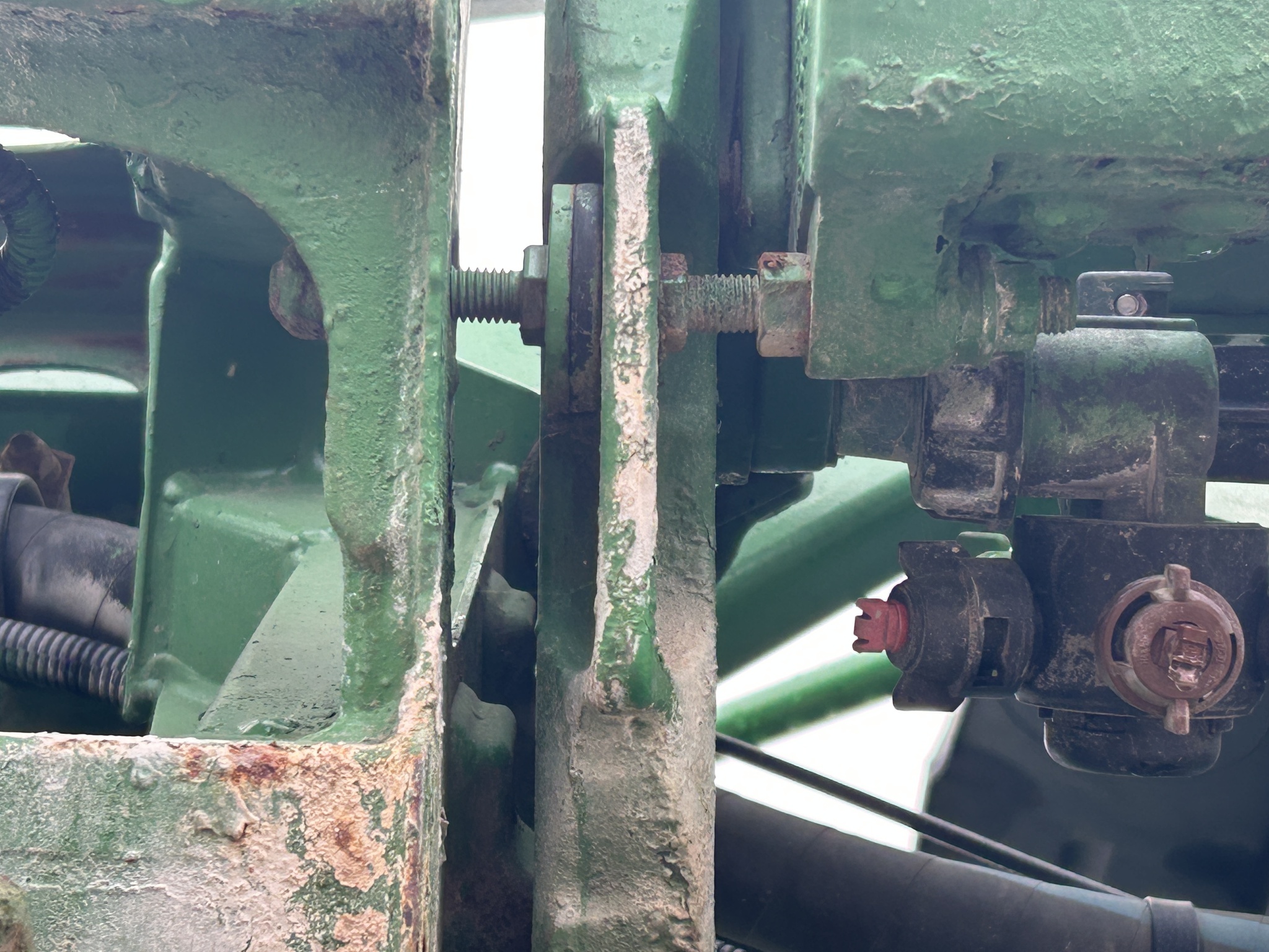  2014 John Deere R4038 at Heritage Tractor in Carthage, IL