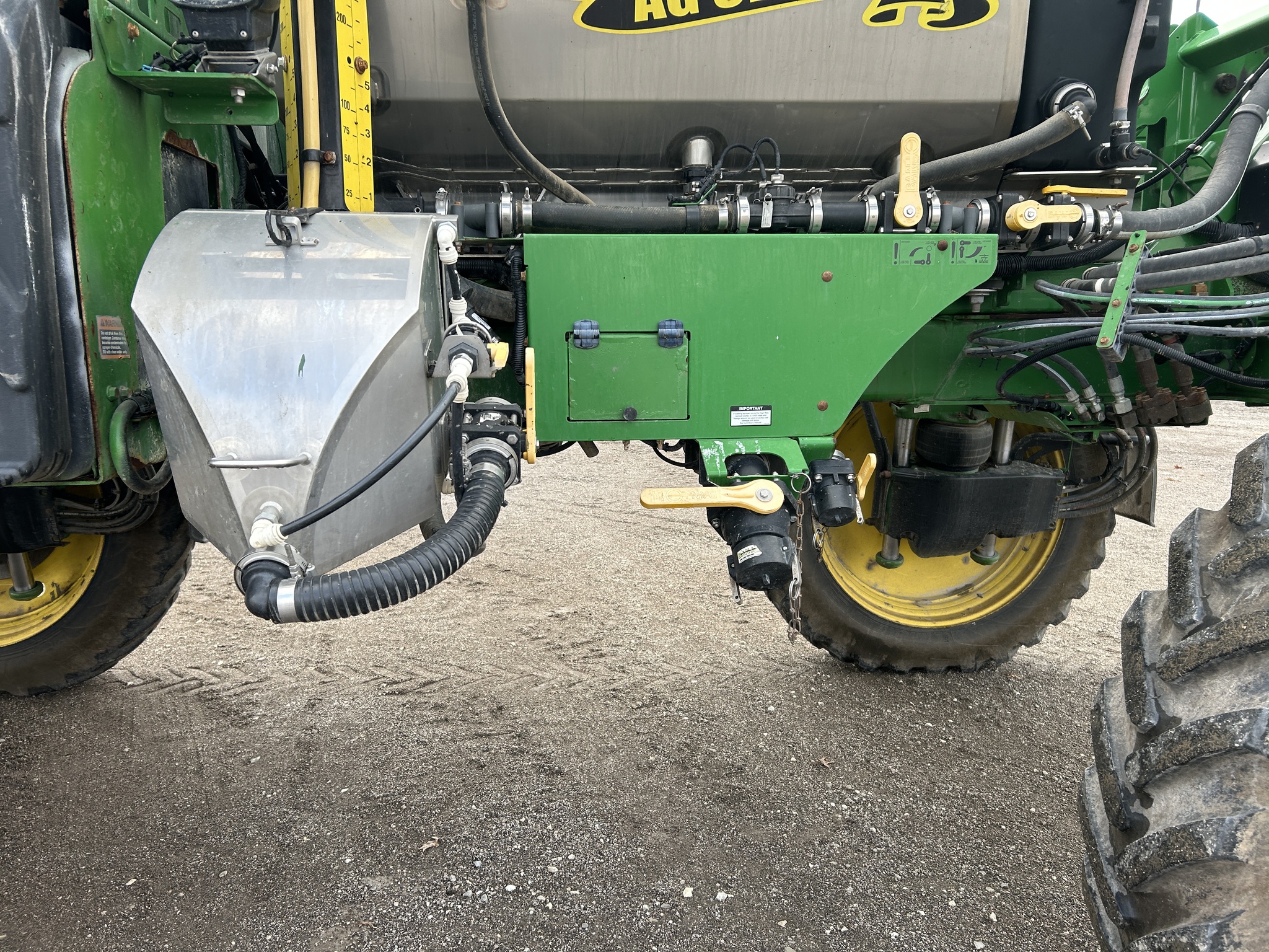  2014 John Deere R4038 at Heritage Tractor in Carthage, IL