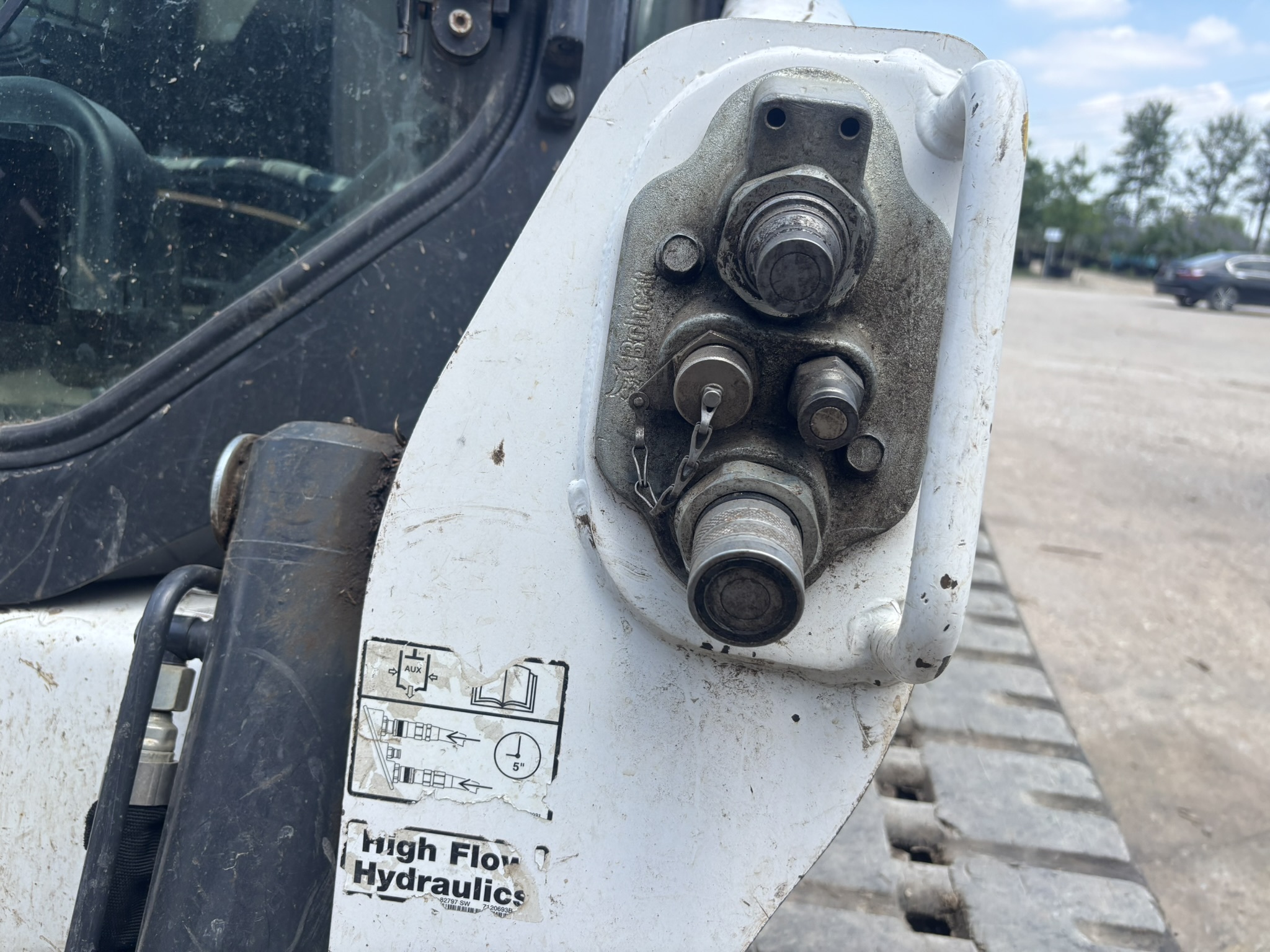 2020 Bobcat T740 Image 17