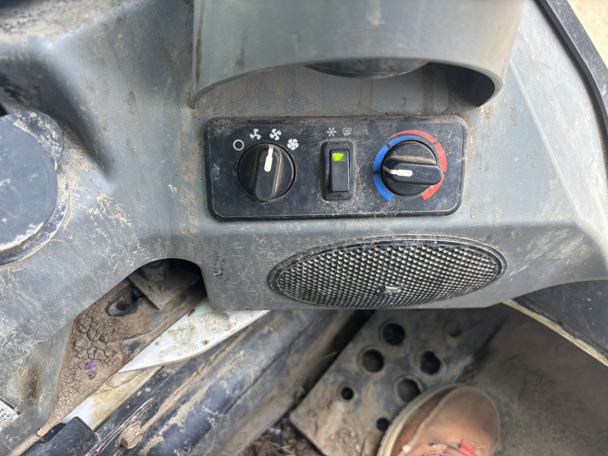 2020 Bobcat T740 Image 14