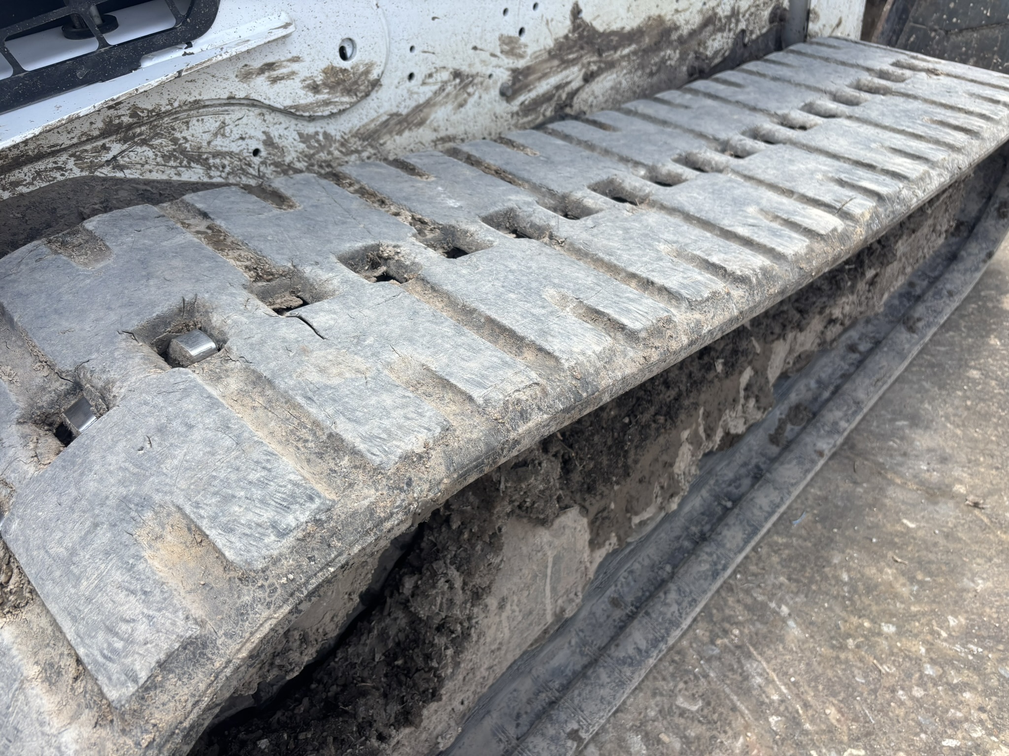 2020 Bobcat T740 Image 23