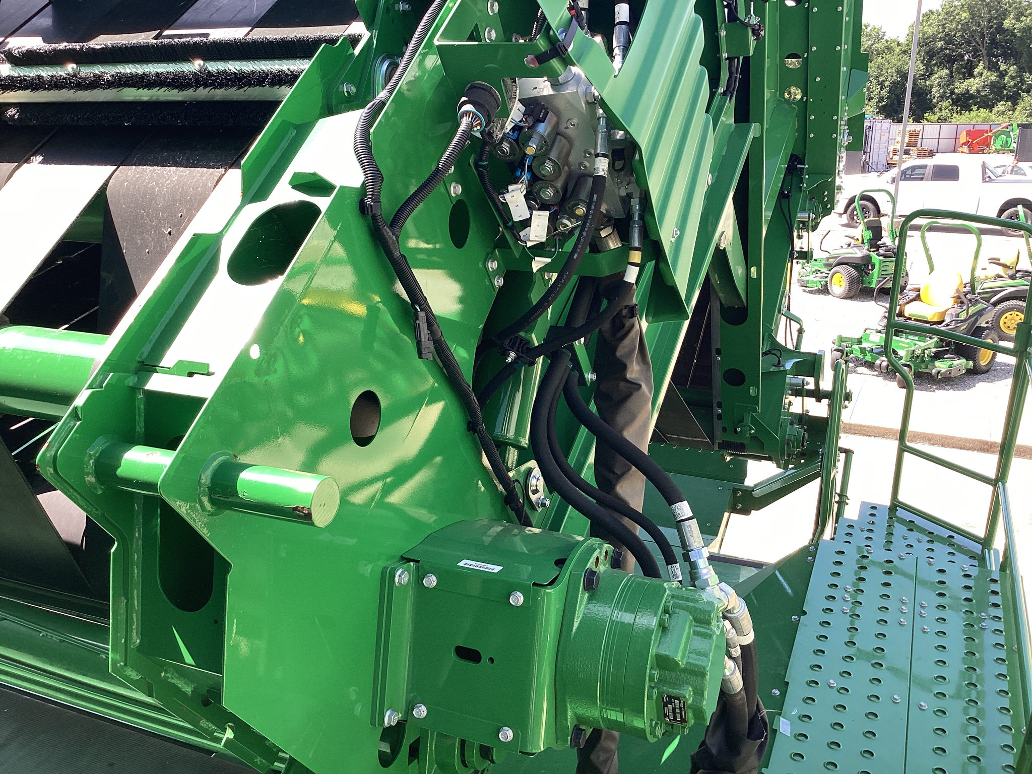 2024 John Deere CS770 Image 25
