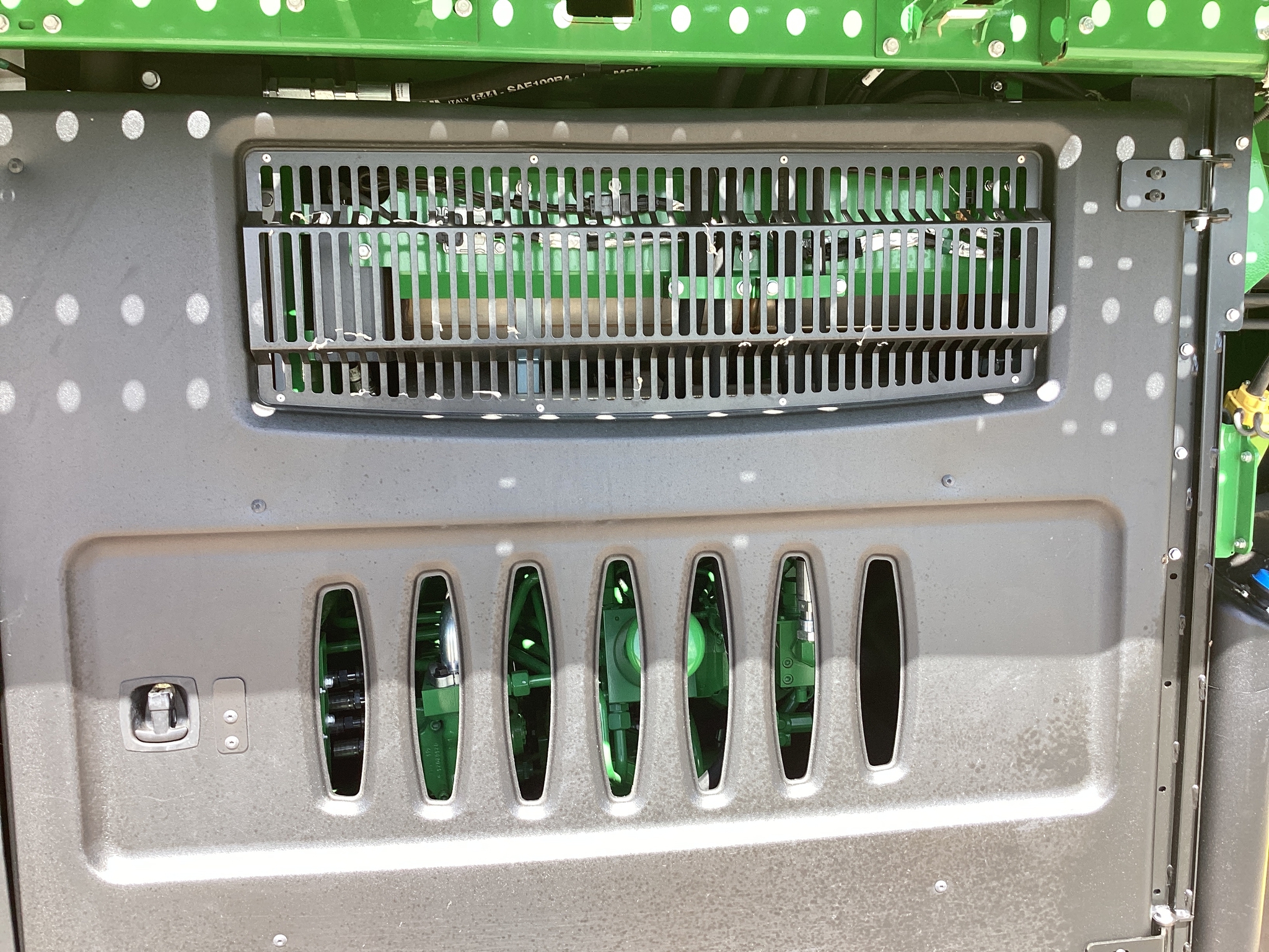 2024 John Deere CS770 Image 21