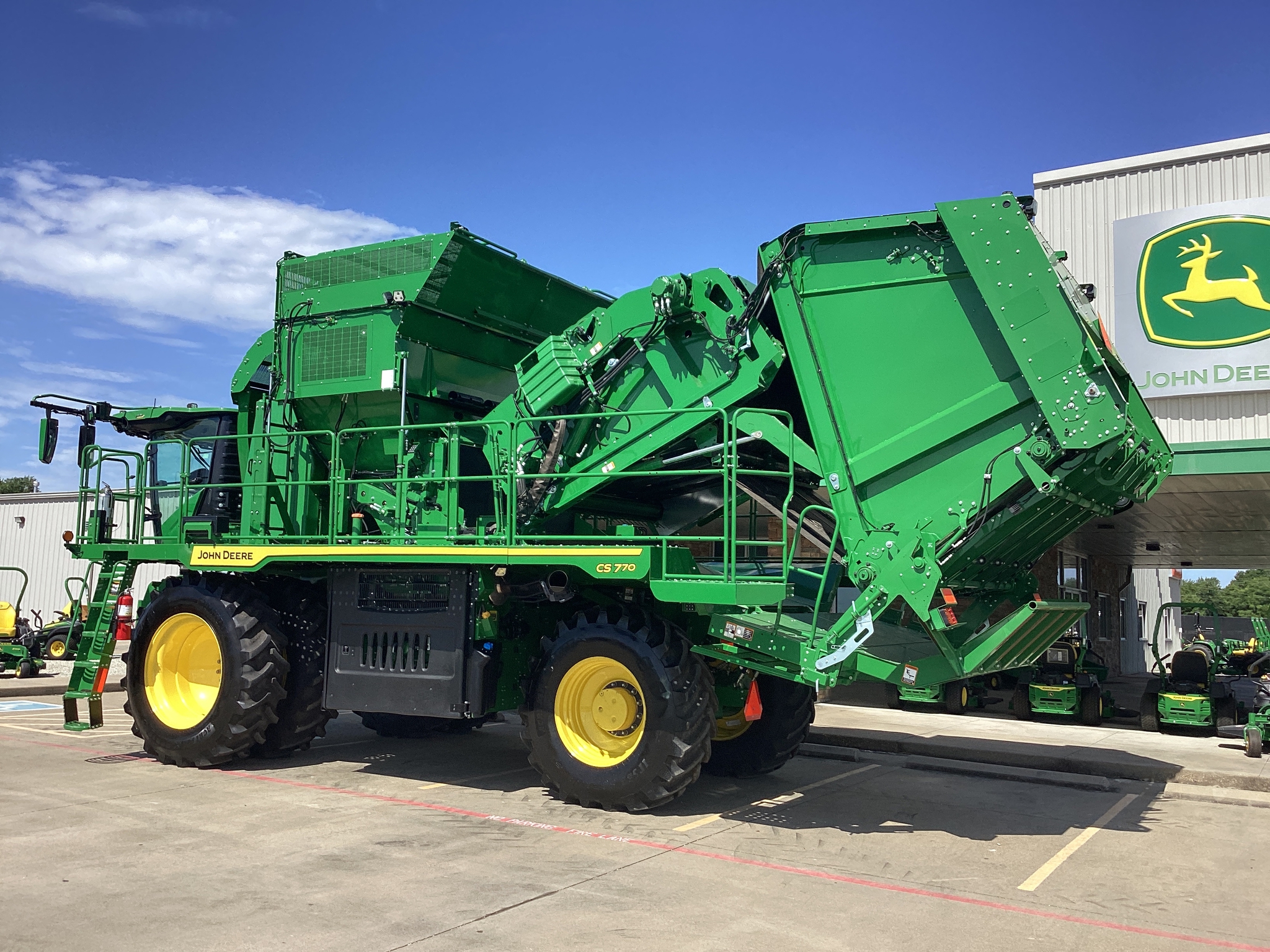 2024 John Deere CS770 Image 15