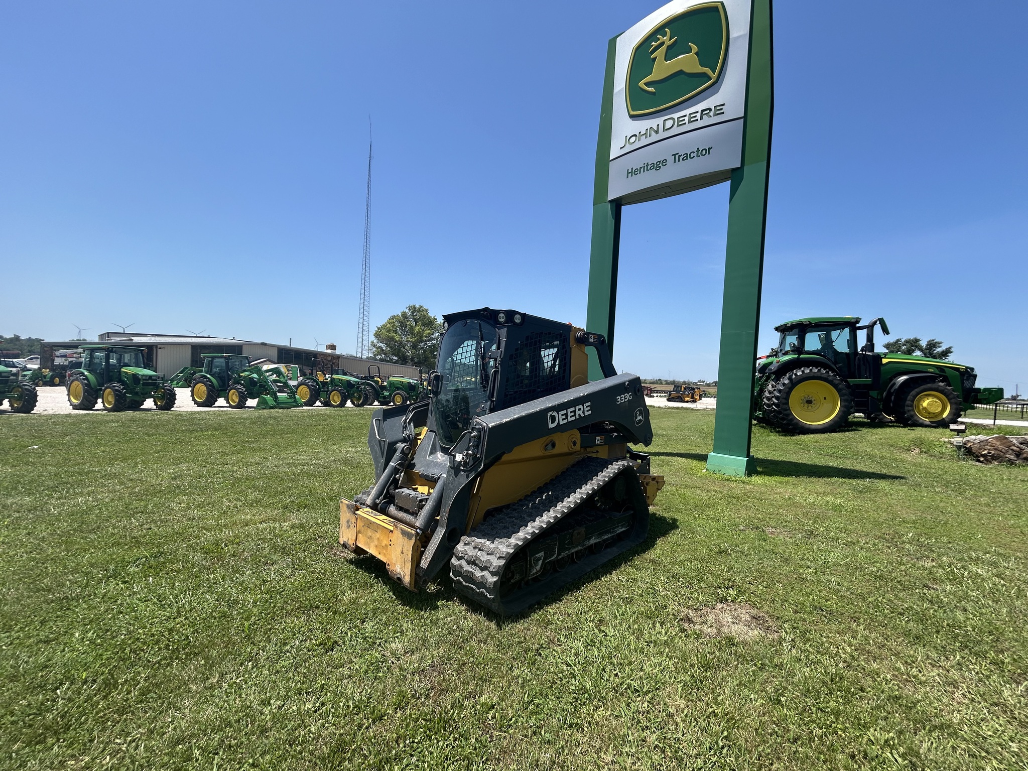  2018 John Deere 333G at Heritage Tractor in Lockwood, MO